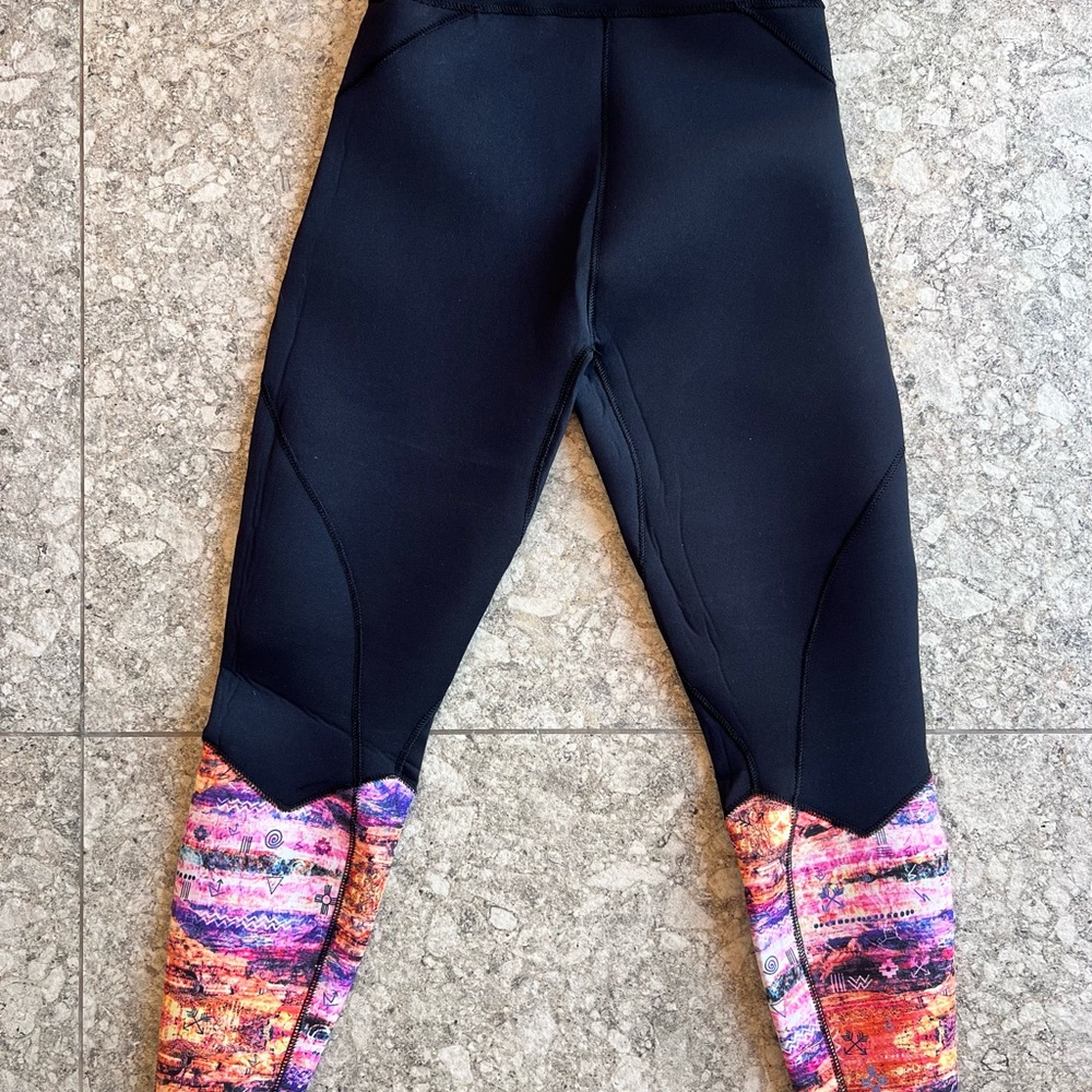 Black Neoprene Leggings with Vibrant Multicolor Print Ankles